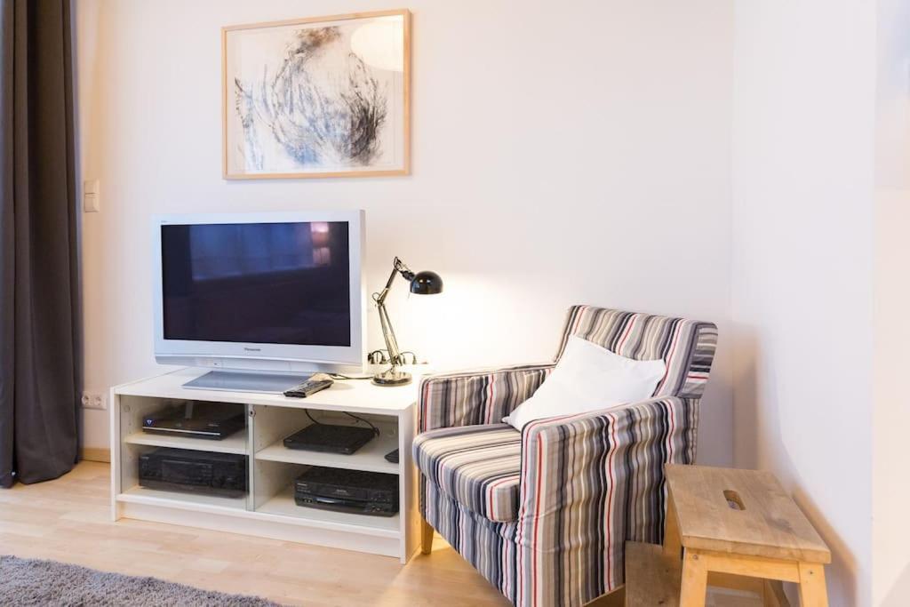 Apartment Wilhelmstr Fuer Bis Zu 3 Personen Bruehl  Exterior photo