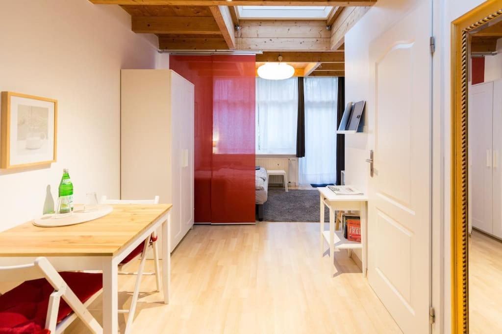 Apartment Wilhelmstr Fuer Bis Zu 3 Personen Bruehl  Exterior photo